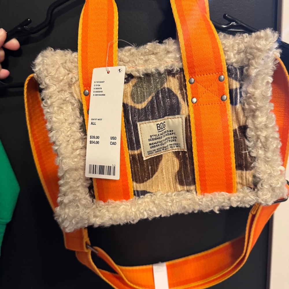 UO Sherpa Camo Bag